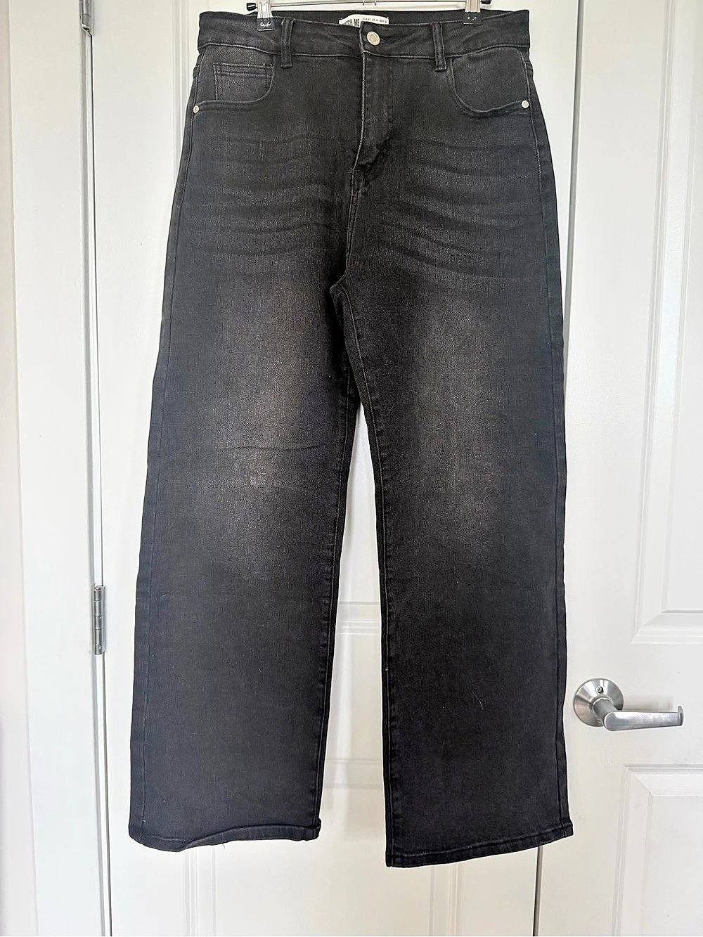 KATCH ME Straight Leg Premium Denim Jeans in Black Size 14 Like New
